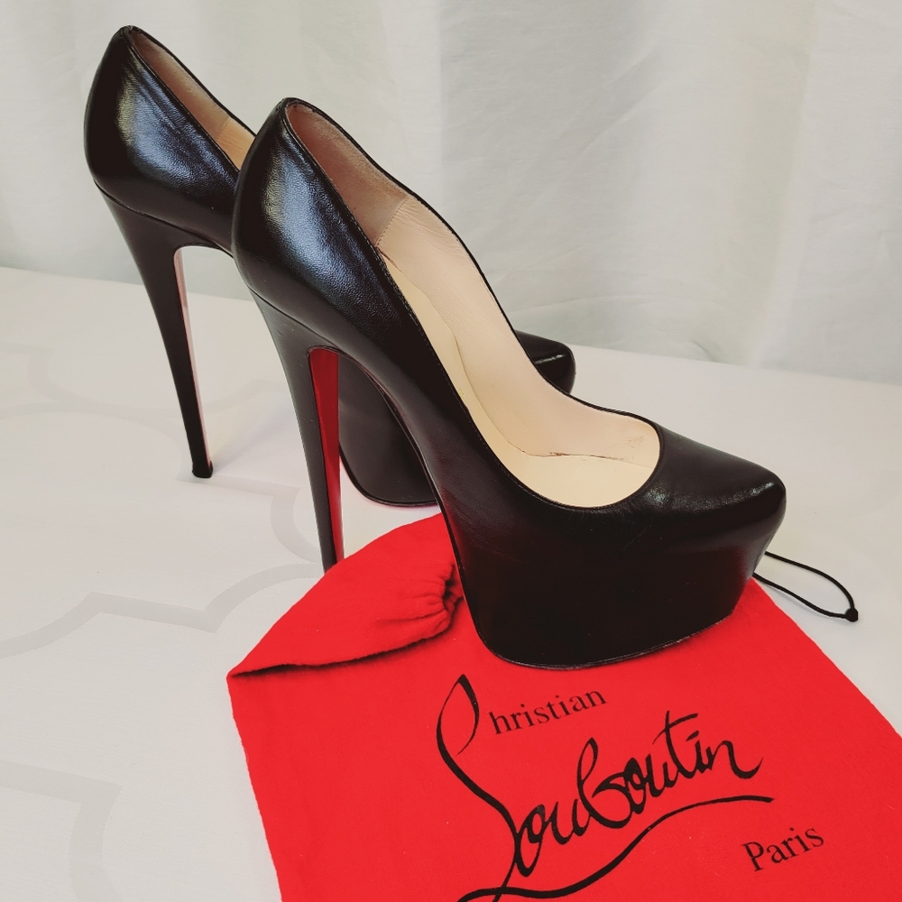 Christian Louboutin Black Leather Platform Pumps - Picture 2 of 16